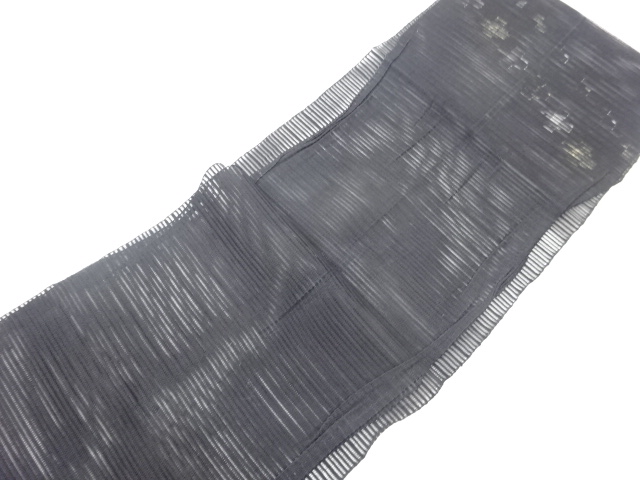  絽綴れ斜線に四角模様織出し名古屋帯